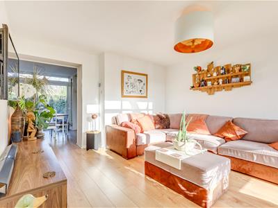 Property image 9 of home to buy in Weymede, West Byfleet